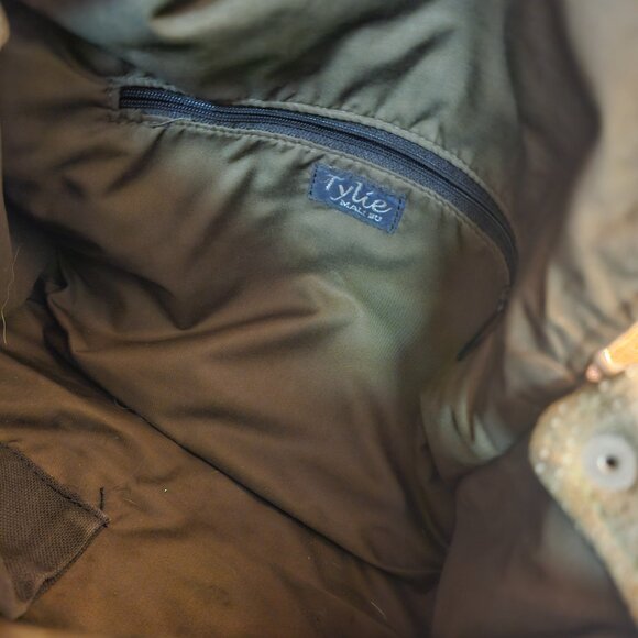 Tylie MAlibu purse - Picture 7 of 9